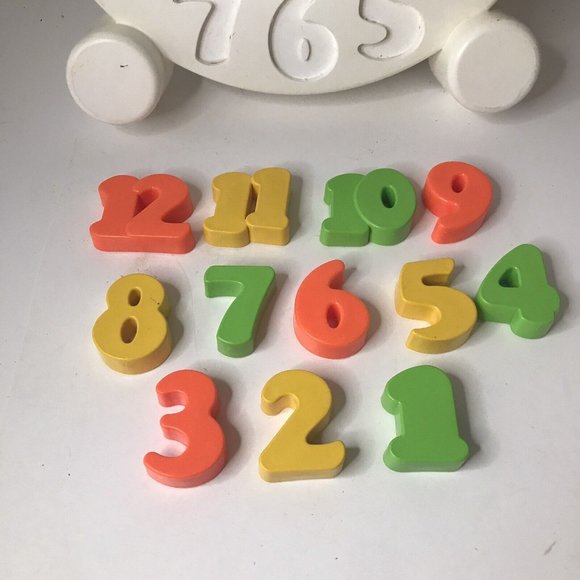 Vintage COOKIE MONSTER 1982 Muppets  Puzzle Teaching Time Clock - Picture 6 of 7